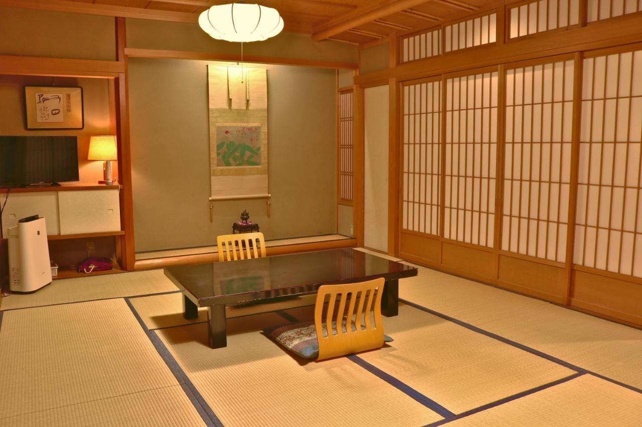 Tsutaya Ryokan Toyooka  Exterior foto